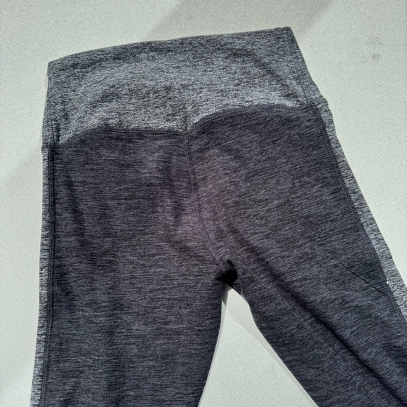 NWT Fabletics HeatherFlex High-Waisted Tonal Legging Size S - Picture 5 of 5